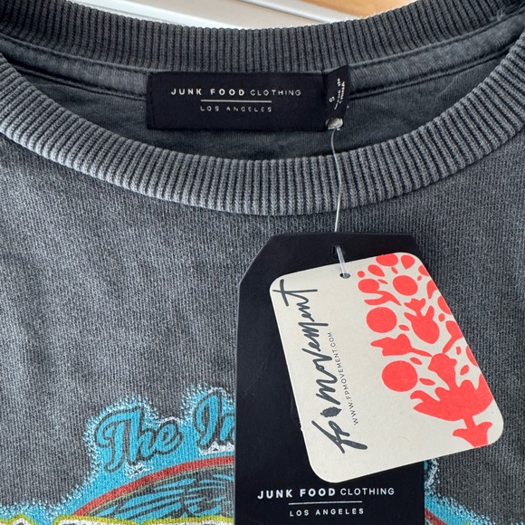 Wonder Woman Graphic Sweatshirt - Black - Picture 4 of 5